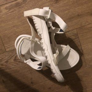 White Tevas Size 11